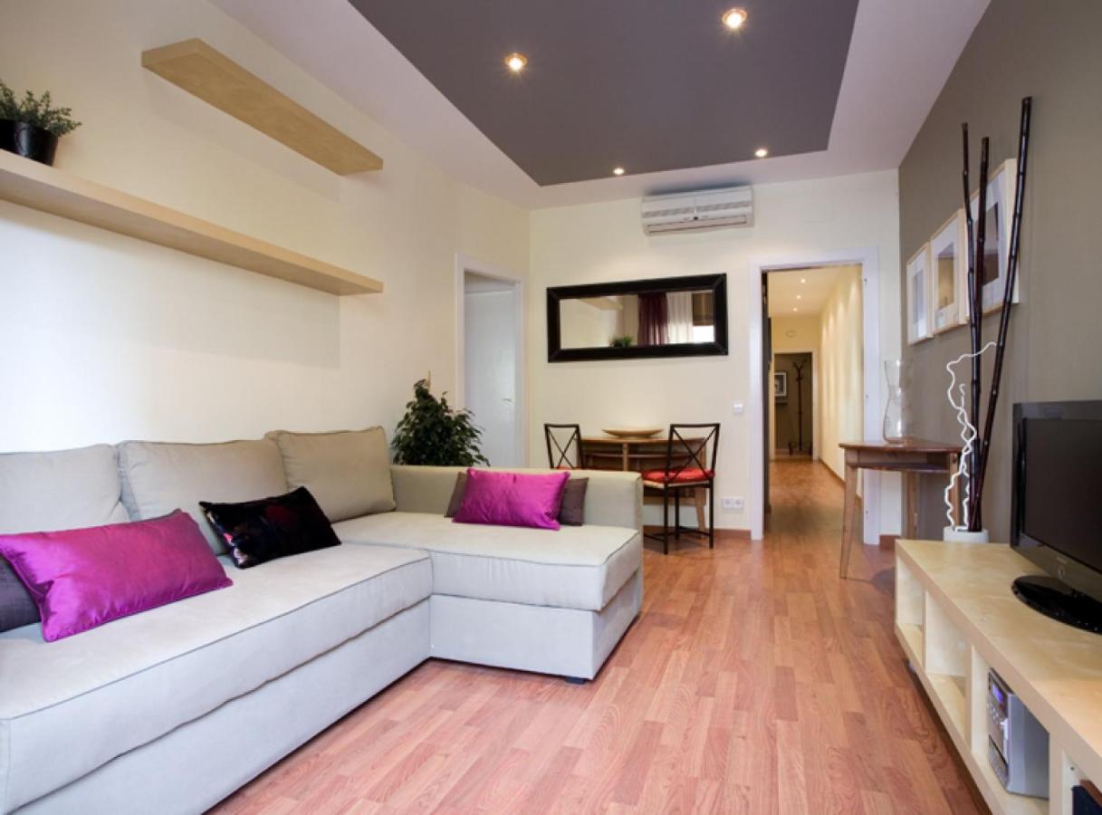 Avinguda Gaudi Apartment Barcelona Ngoại thất bức ảnh